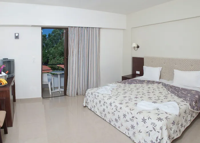 Matoula יאליסוס