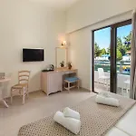 Matoula 4*