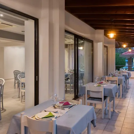 Hotel Matoula 4*