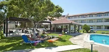 玛图拉海滩酒店 酒店 4*